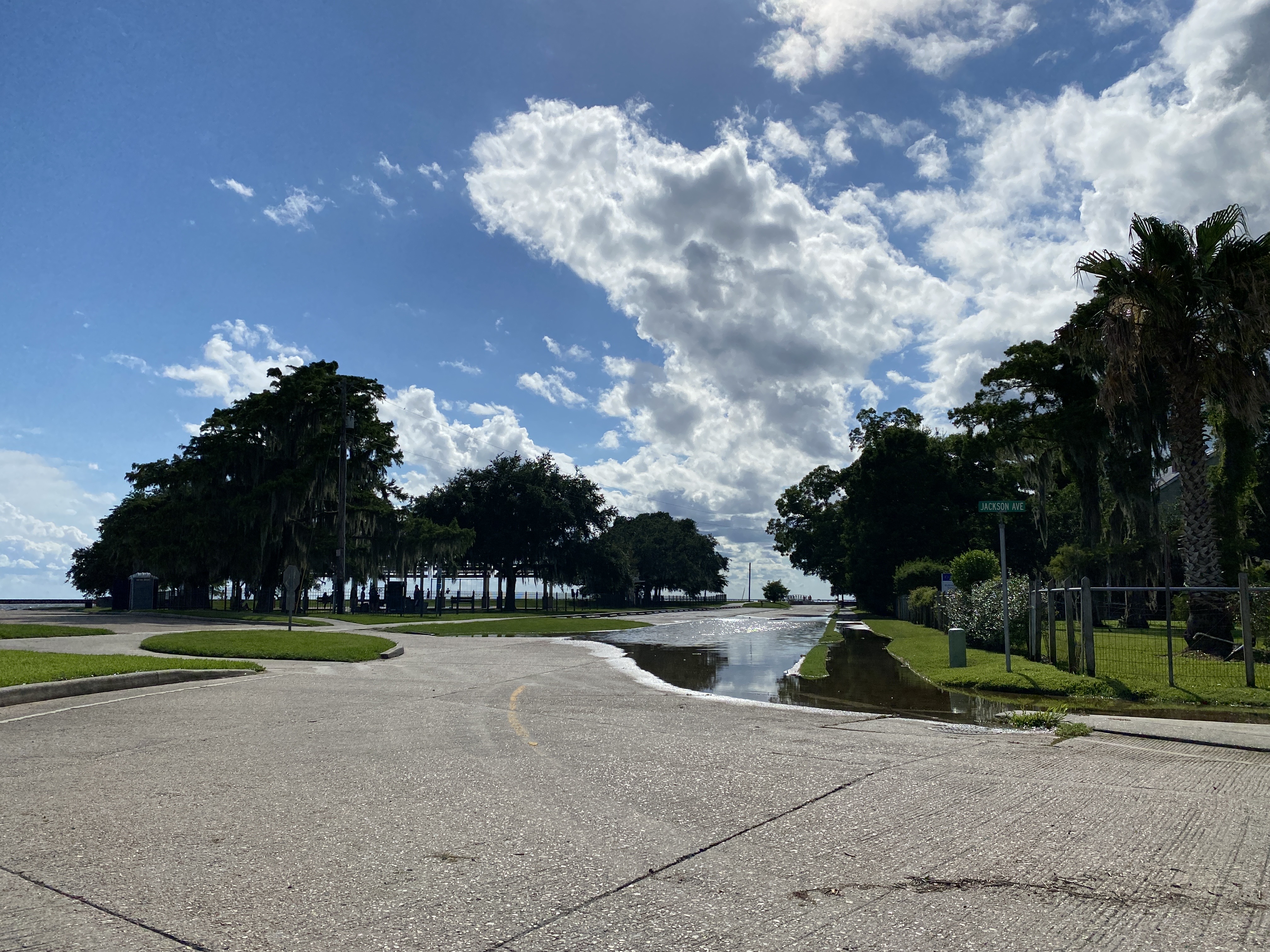 Waters receding at intersection of Lakeshore Drive and Jackson Avenue. (Mandeville Daily/William Kropog)