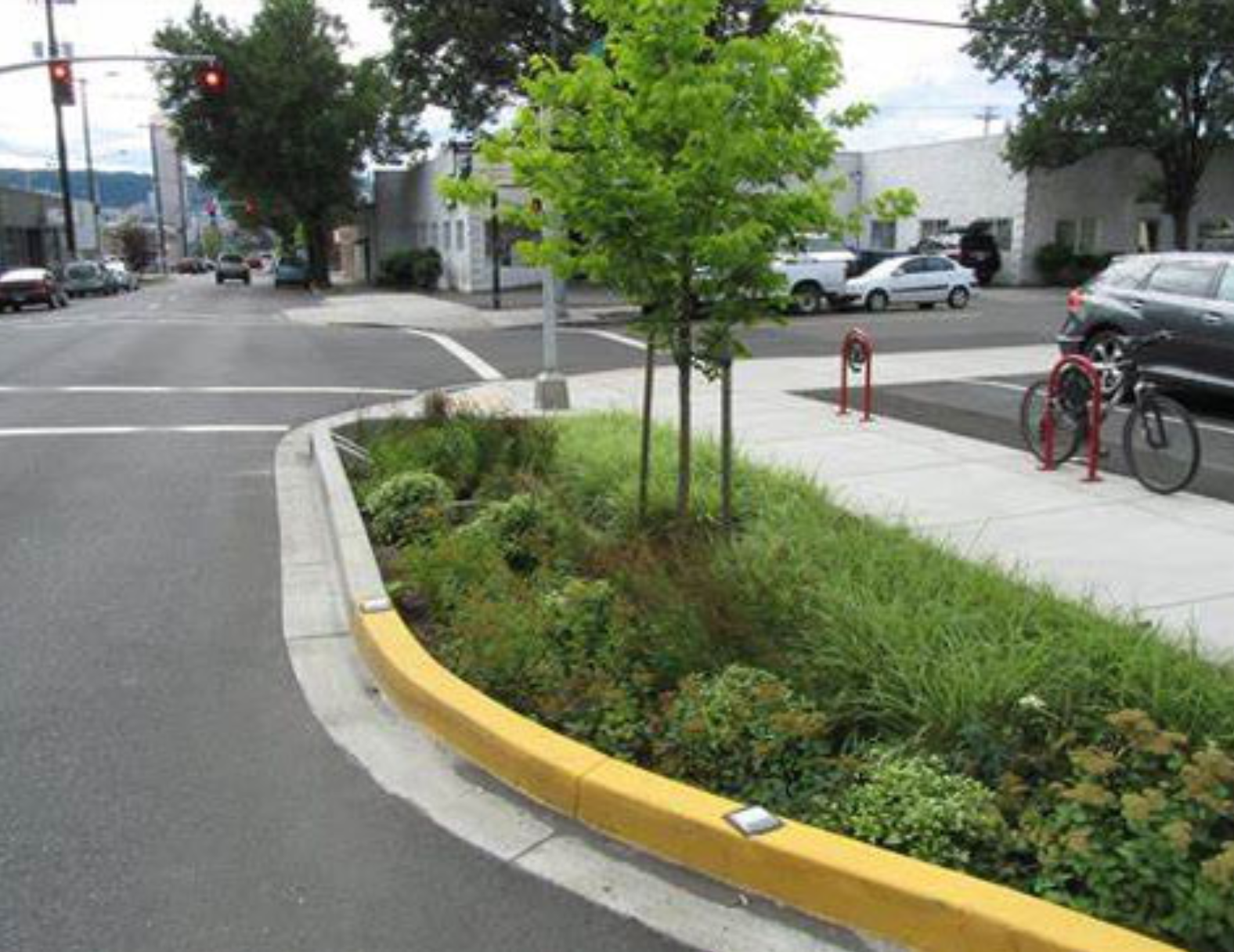 Concept examples relating to proposed greenery (City of Mandeville/Dufreche-Perkins and Associates LLC)