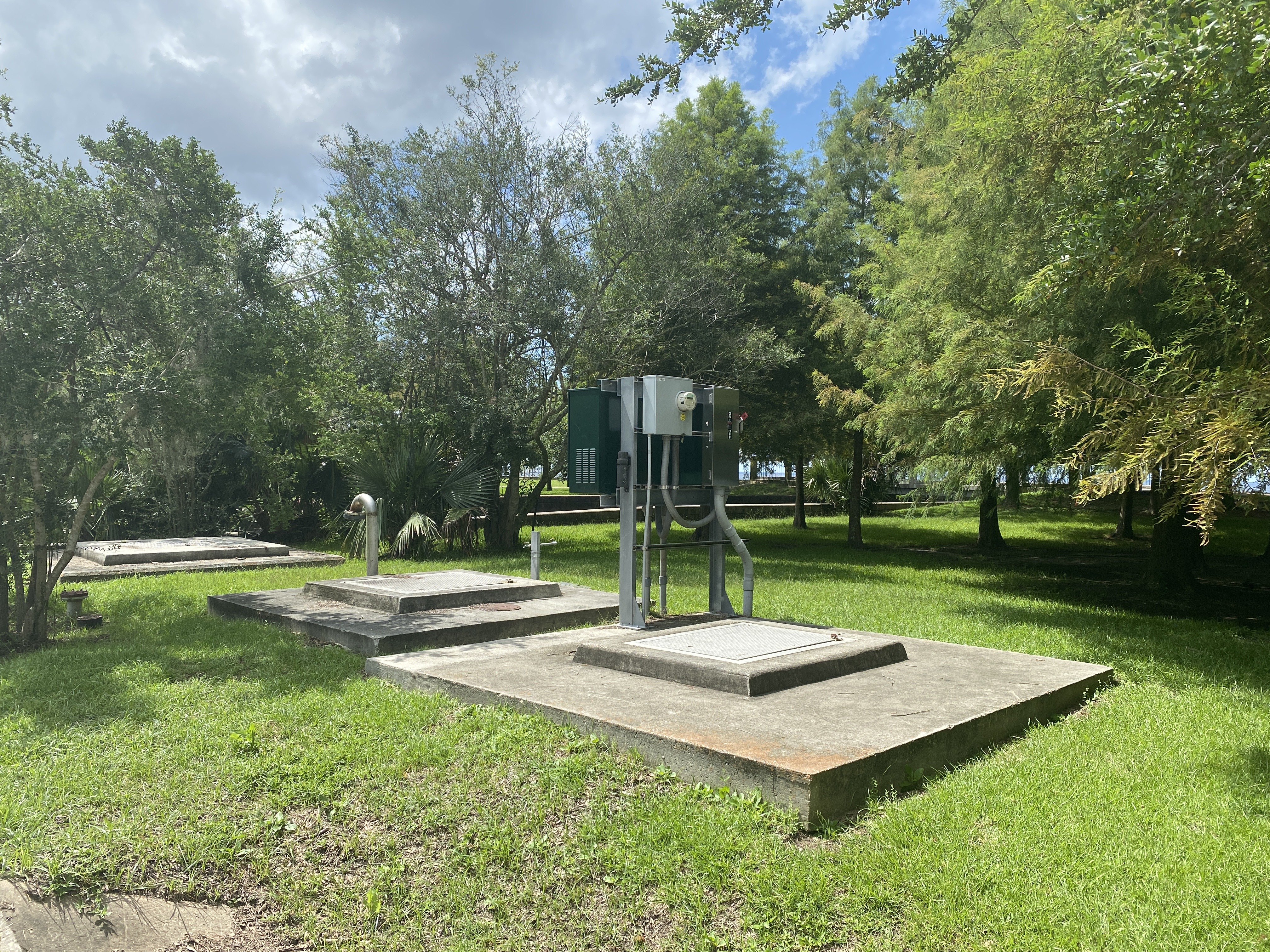 An award letter to a Covington engineering firm July 6th is likely the same project recently floated to City Council members that would install a system or array of at least 32 drain lift stations, spaced out along Lakeshore Drive. (Mandeville Daily/William Kropog)